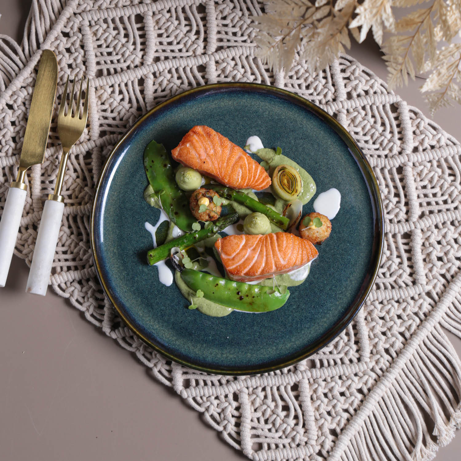 Dinner Plate Set of 6 by Porto Brasil