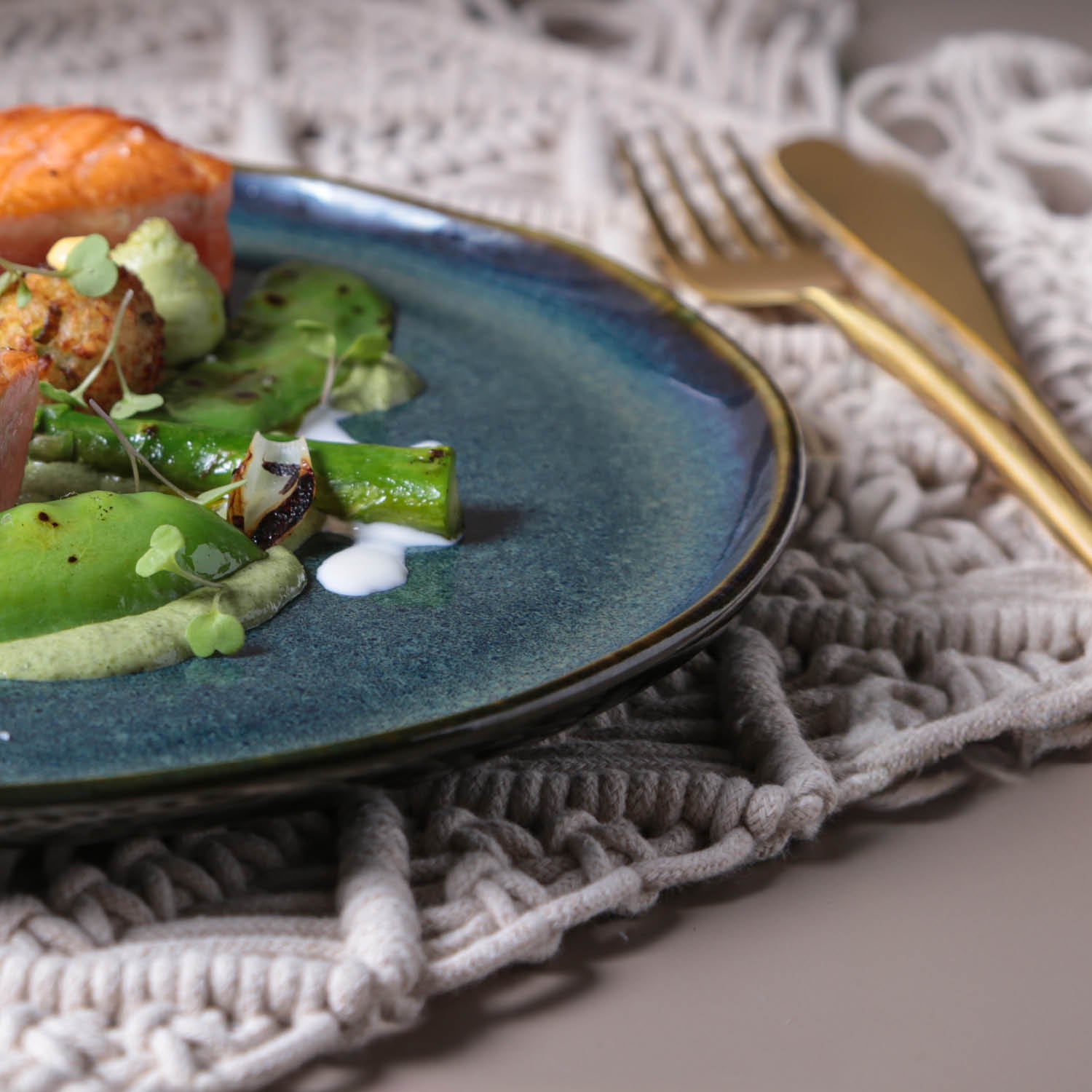 Dinner Plate Set of 6 by Porto Brasil