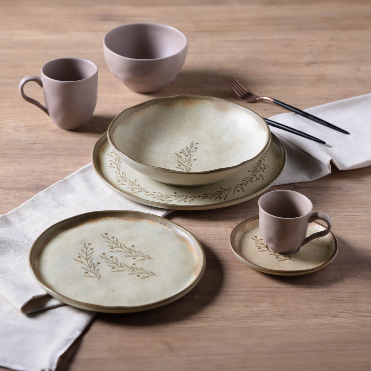 Dinner Plate Set of 6 by Porto Brasil