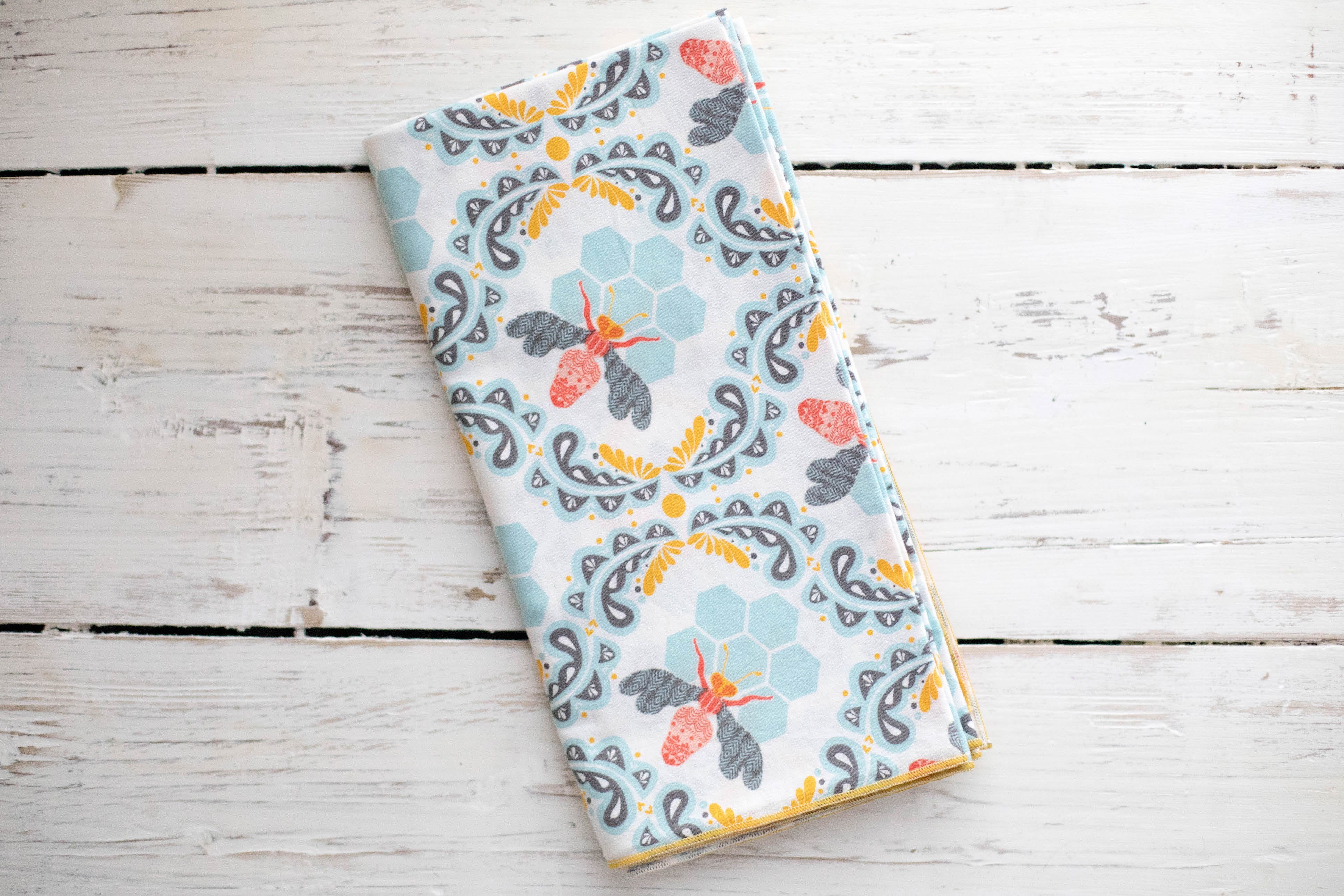 Honey Bee Cloth Napkins, Set of 4