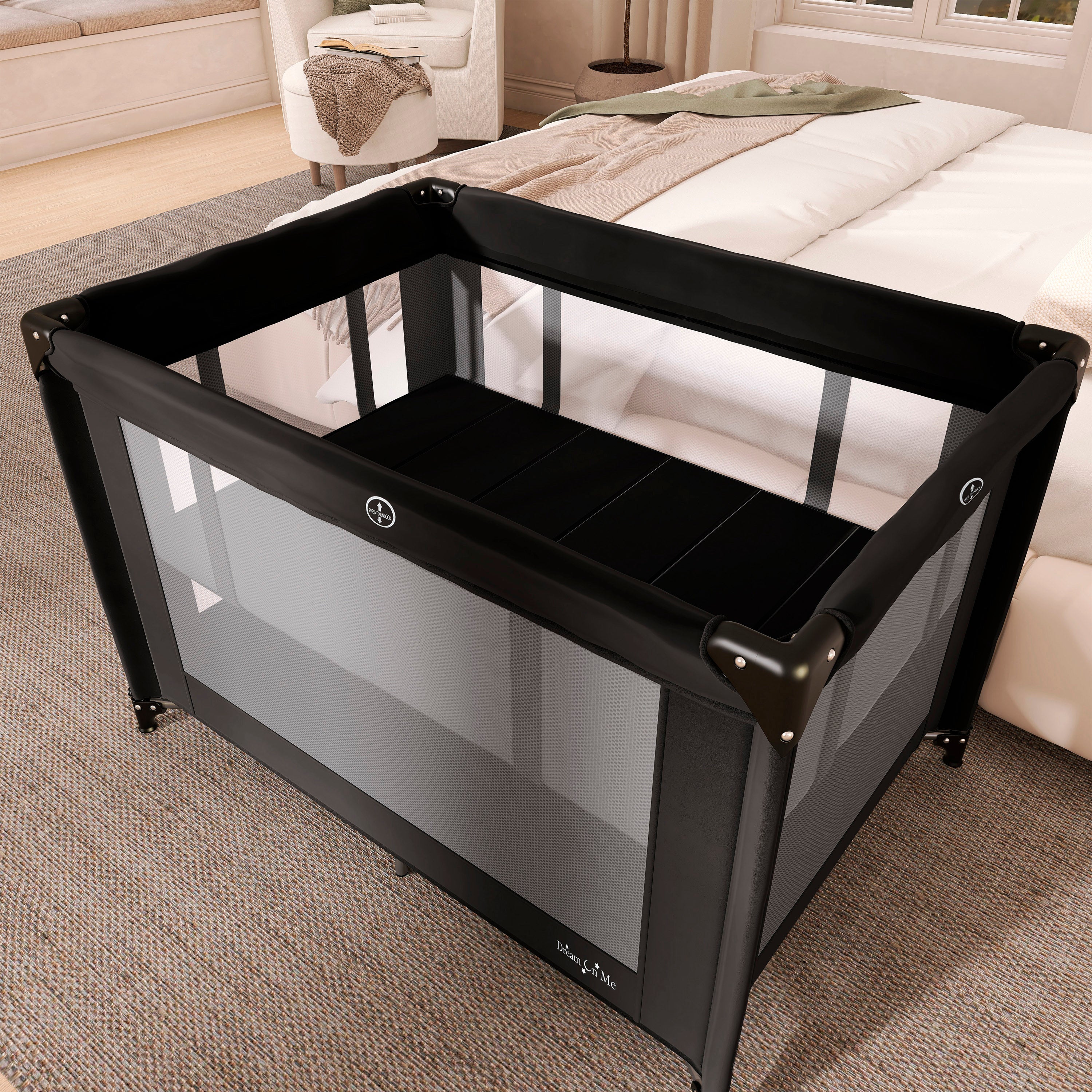 Dream On Me Zazzy Portable Play yard with Bassinet