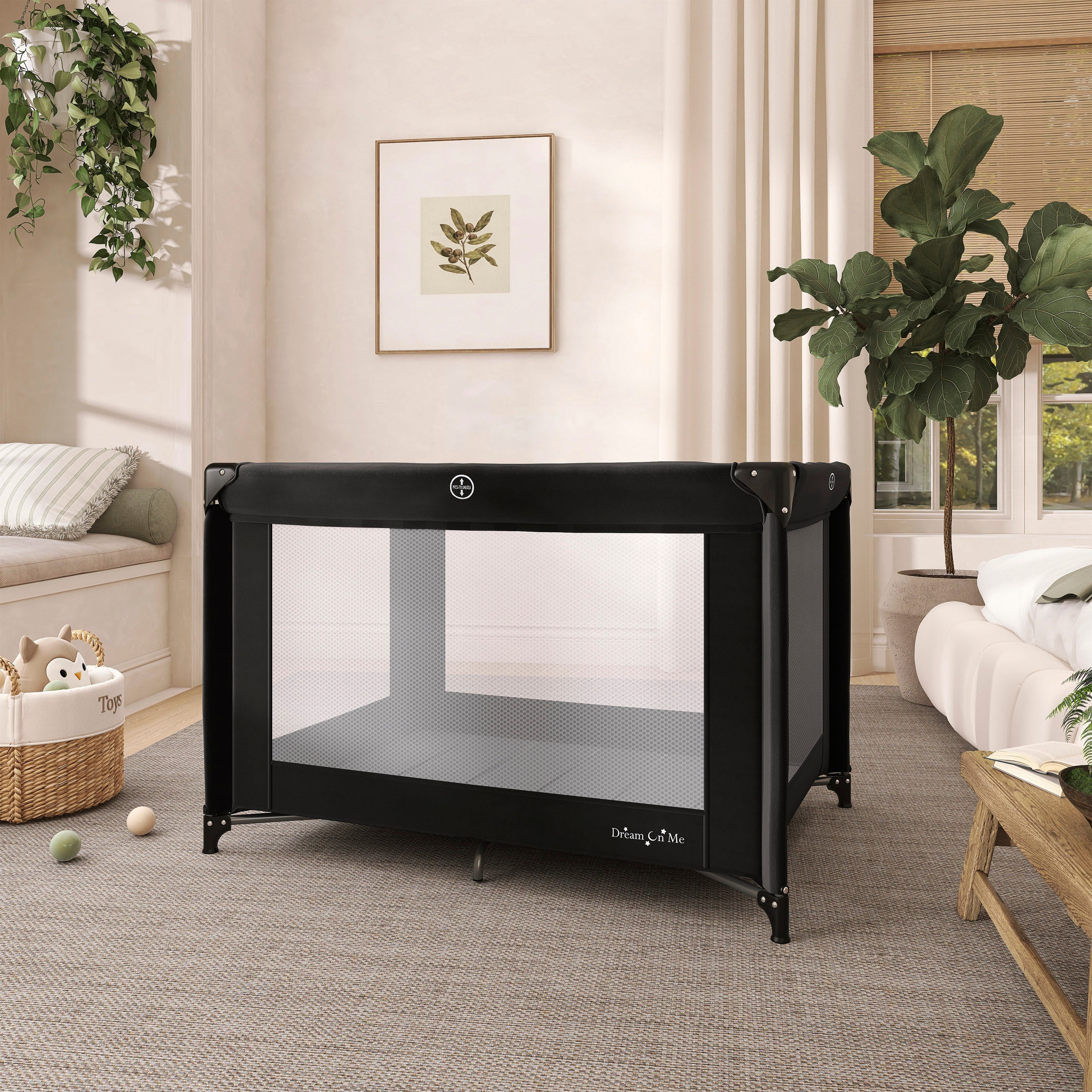Dream On Me Zazzy Portable Play yard with Bassinet