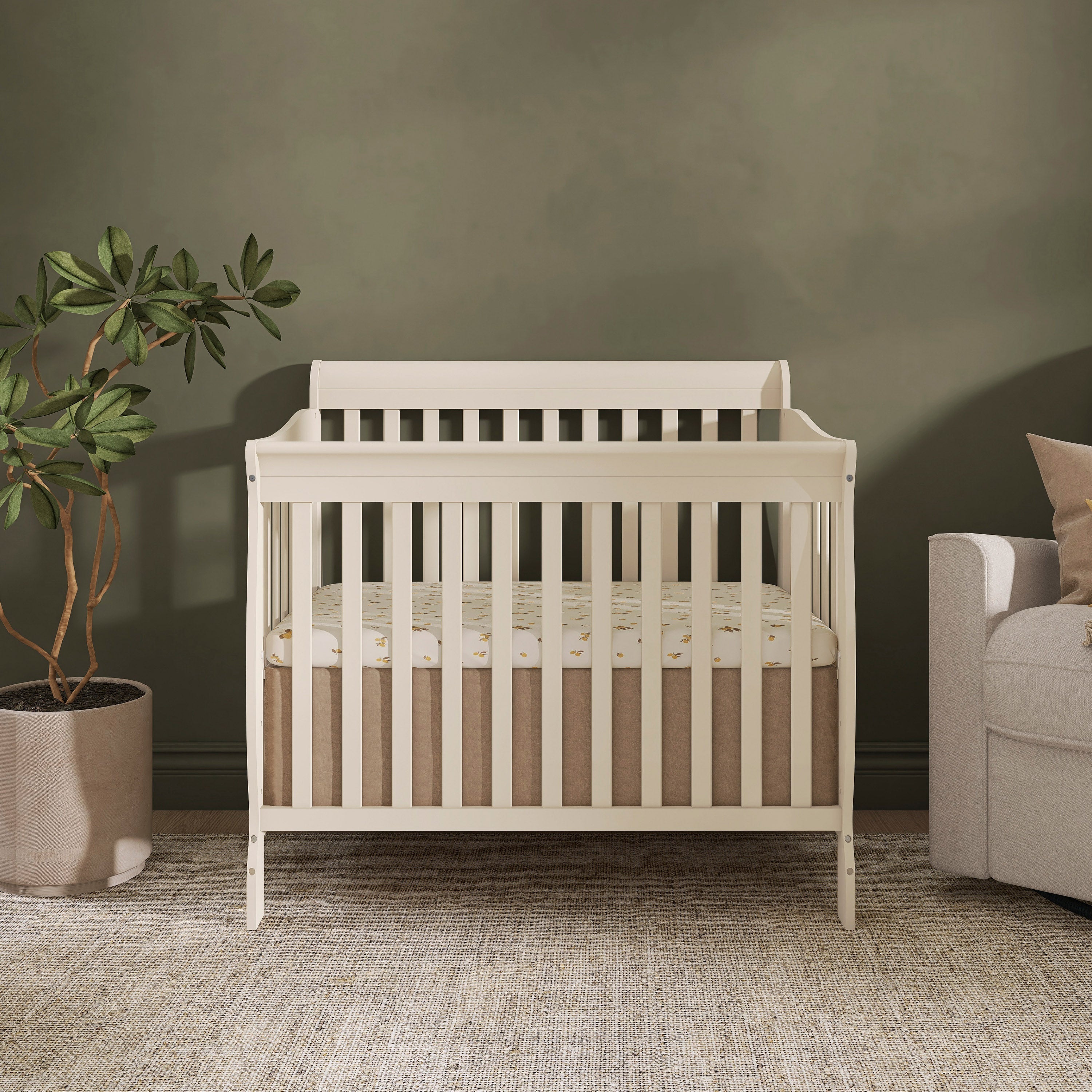 Dream On Me Aden Convertible 4-in-1 Mini Crib