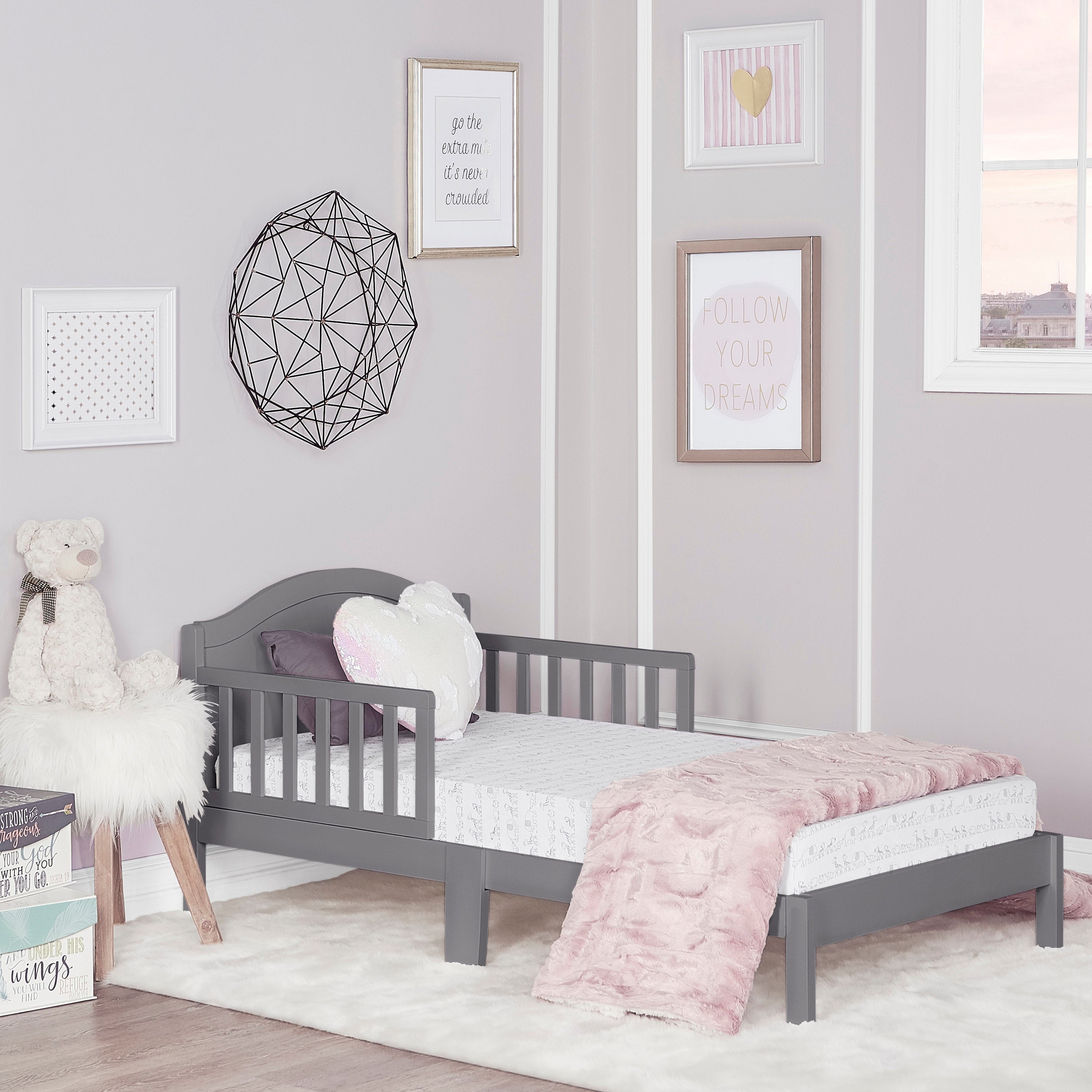 Dream On Me Sydney Toddler bed