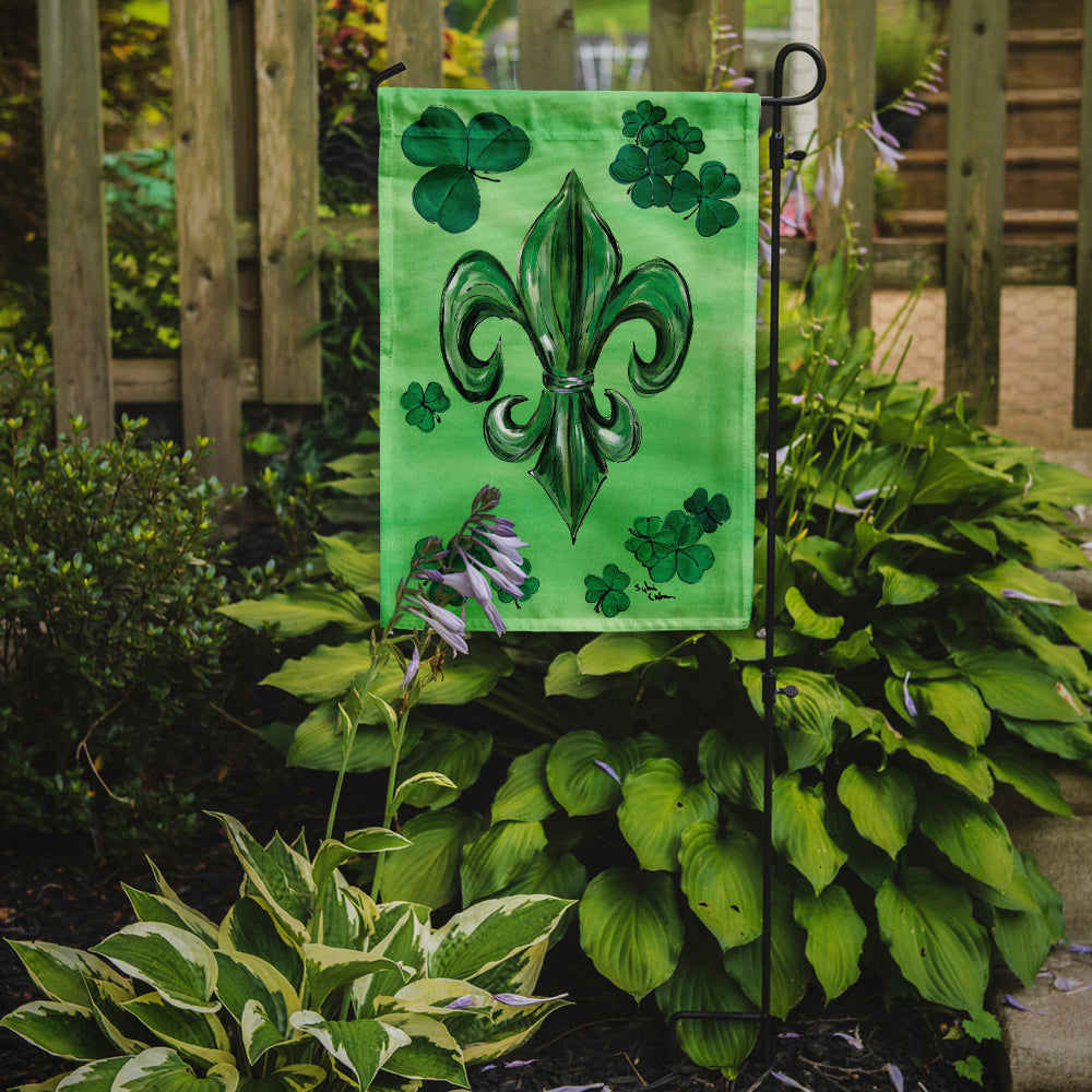 St Patrick's Day Fleur de lis Garden Flag