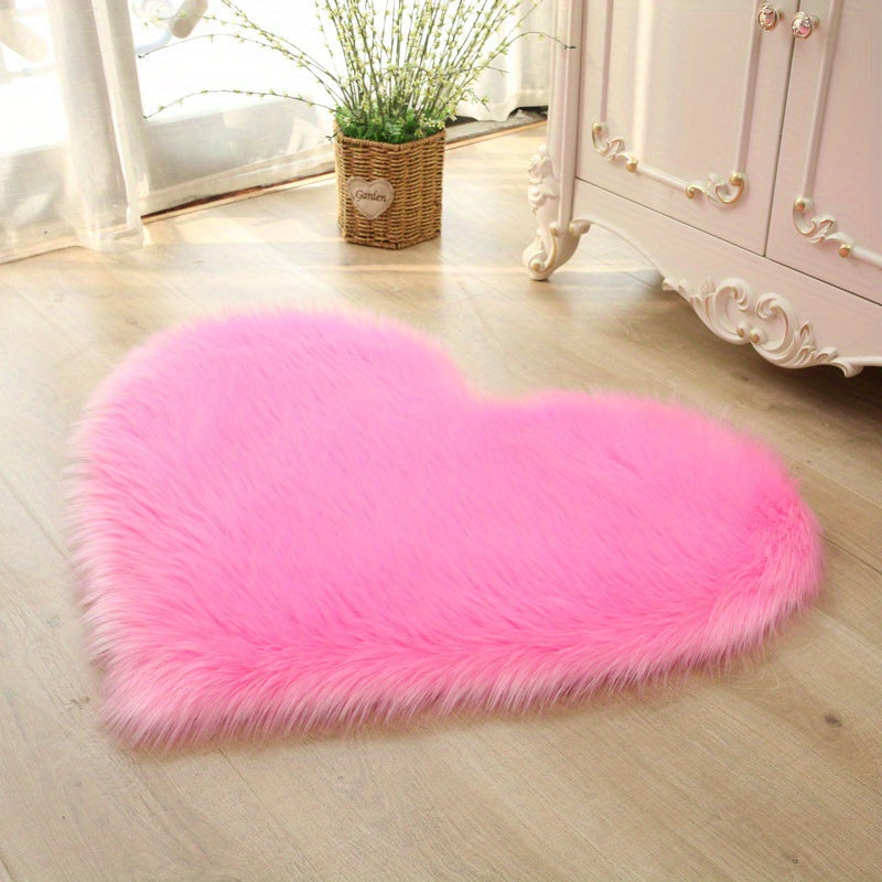 Faux Fur Room Rug, Heart Shaped Plush Rug