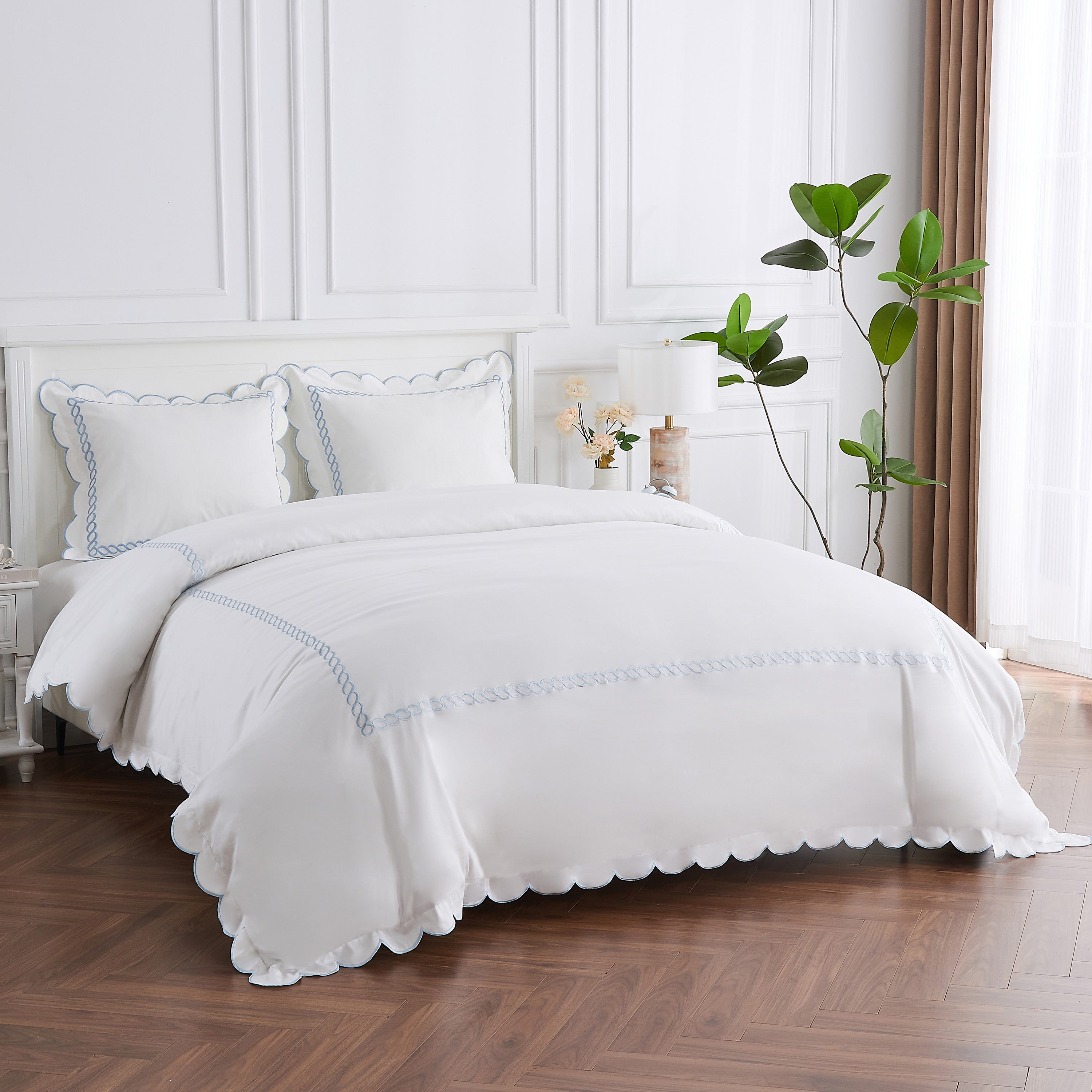 Scallop Rope Embroidered Cotton Duvet Set