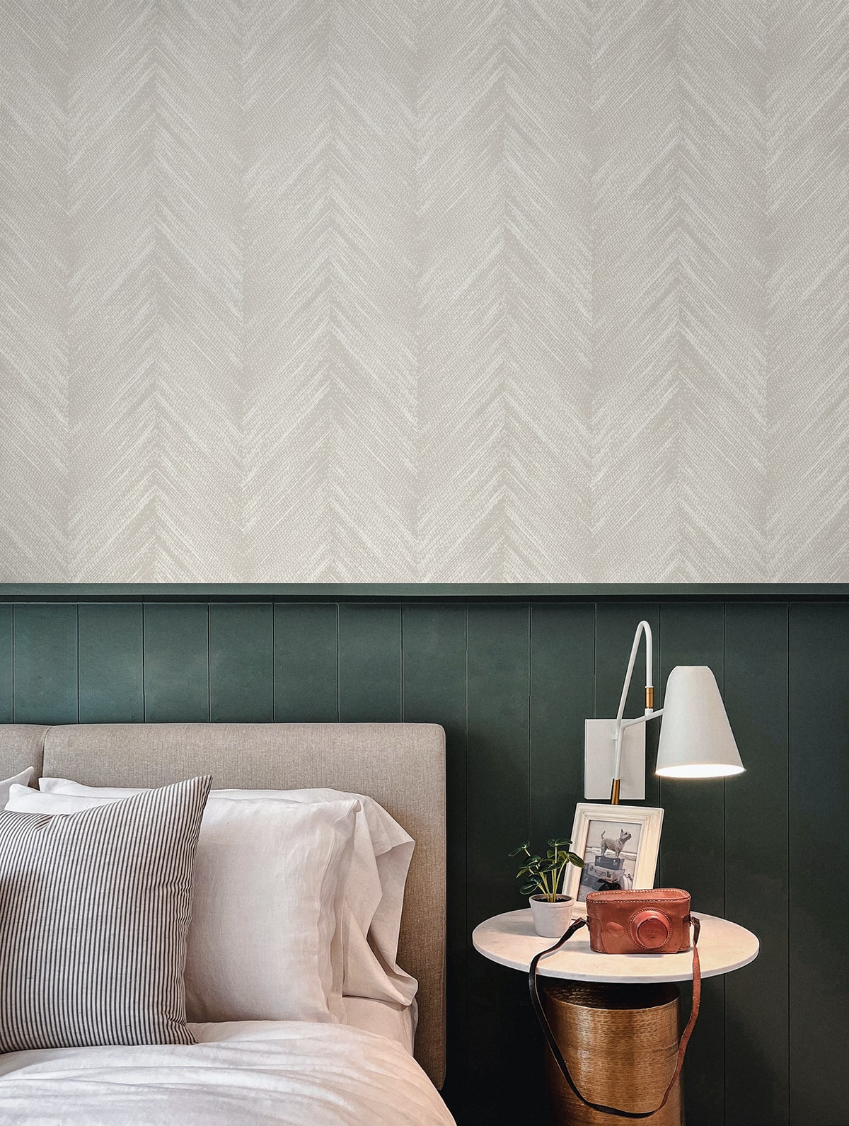 Geometric Textures Otto Chevron Unpasted Wallpaper