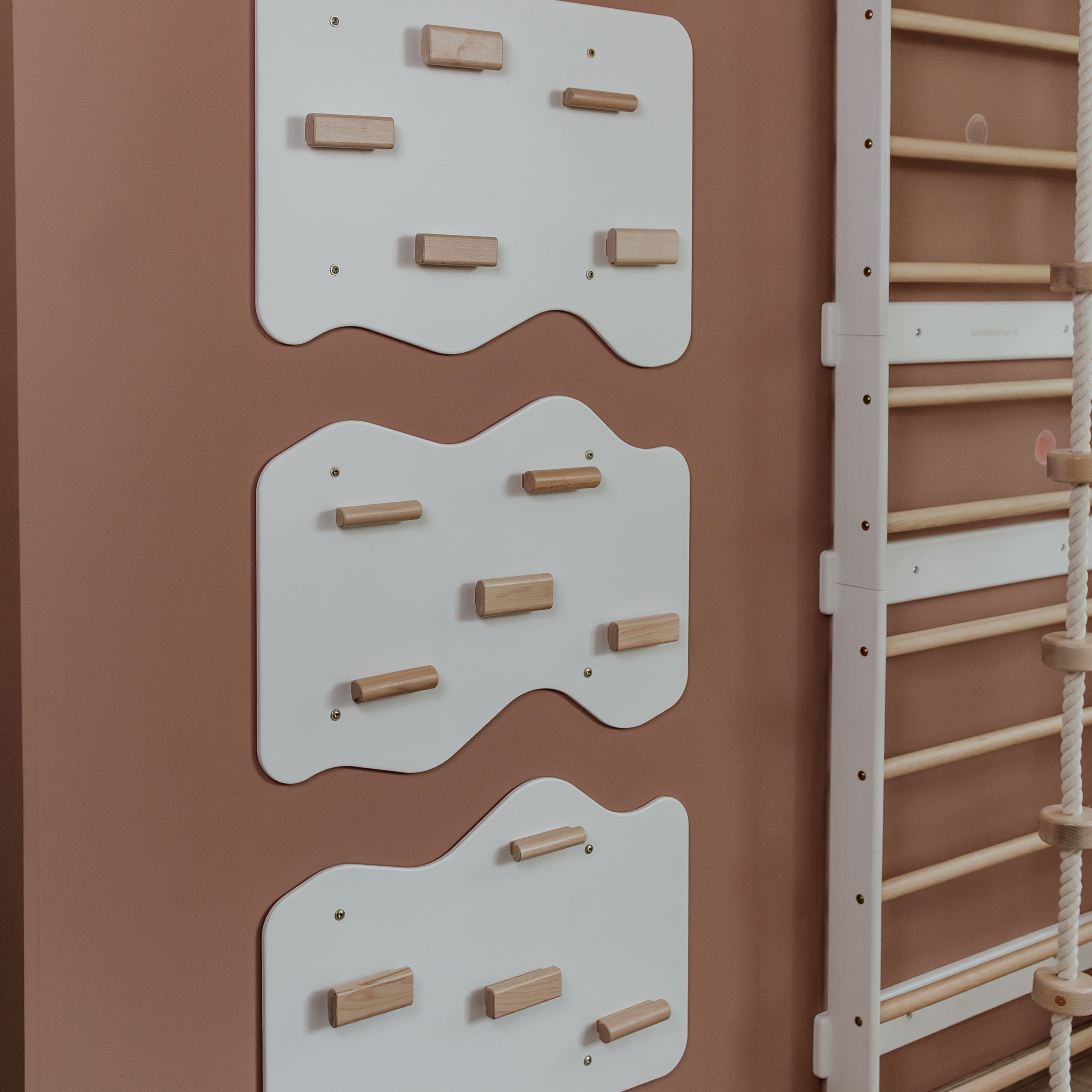 Indoor Rock Wall with Cloud-Shaped Panels for Kids 3-10