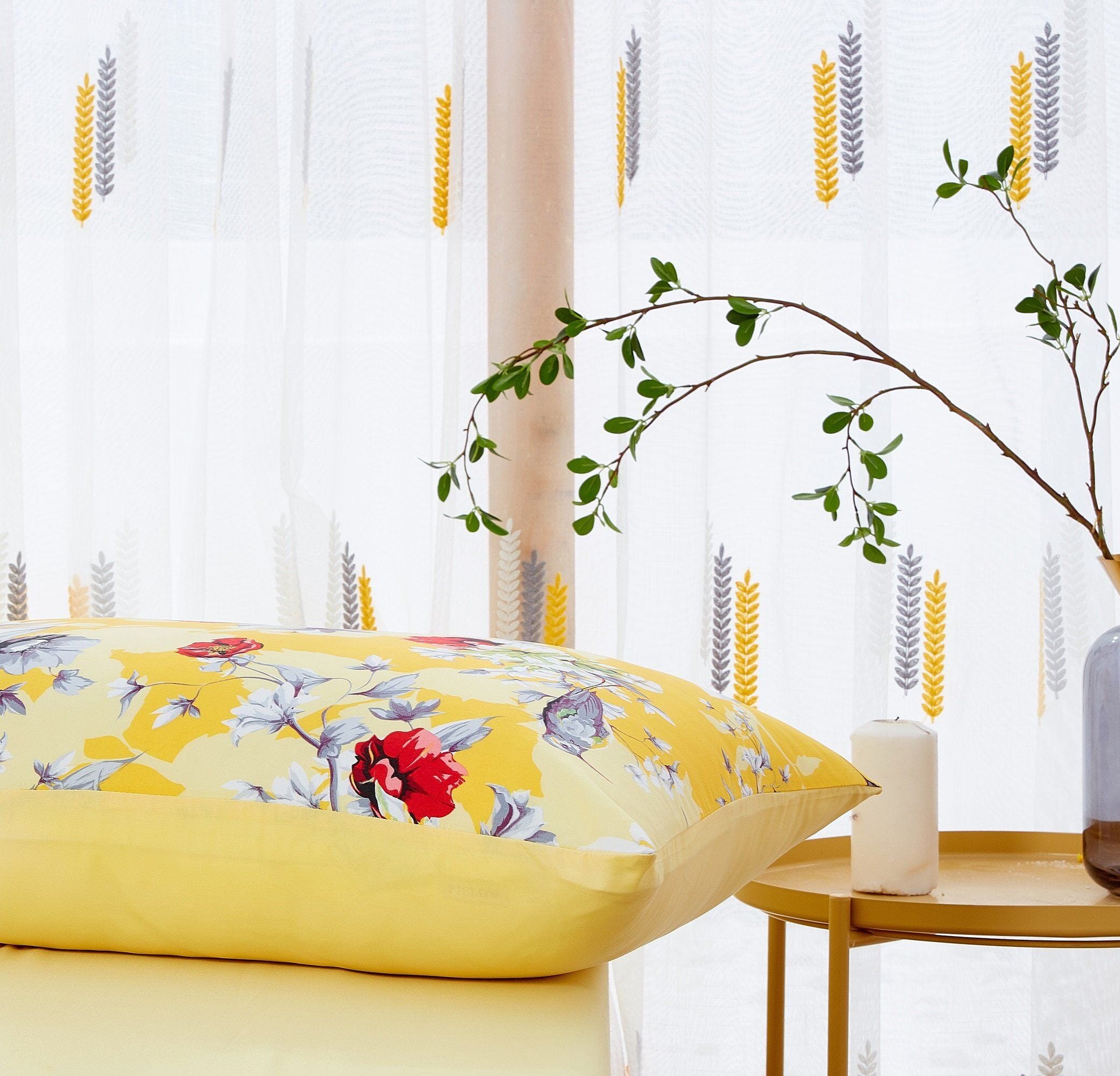Sunshine Yellow Hummingbirds Floral Fitted & Flat Bed Sheets Set