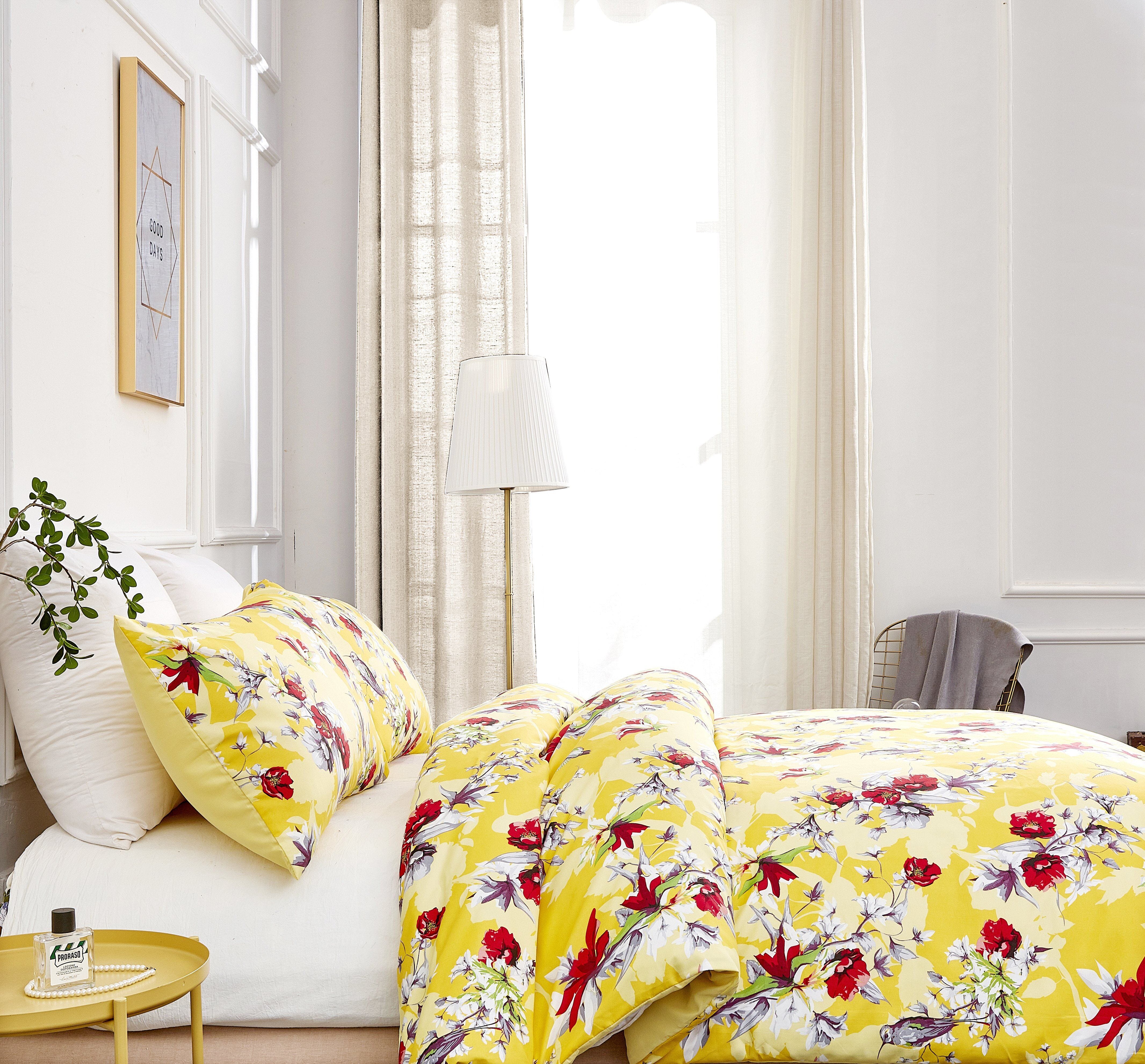Yellow Hummingbirds Floral Duvet Cover Set w/ Pillow Cases