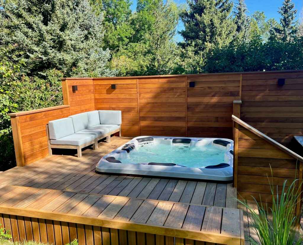 Alpine Hot Tub - Spacious 7-Person Therapy Experience
