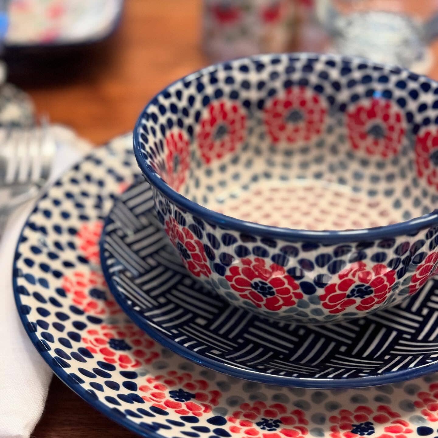 Plate, Round, Dinner, 10" in "Falling Petals" by Manufaktura | T132U-AS72 by The Polish Pottery Outlet