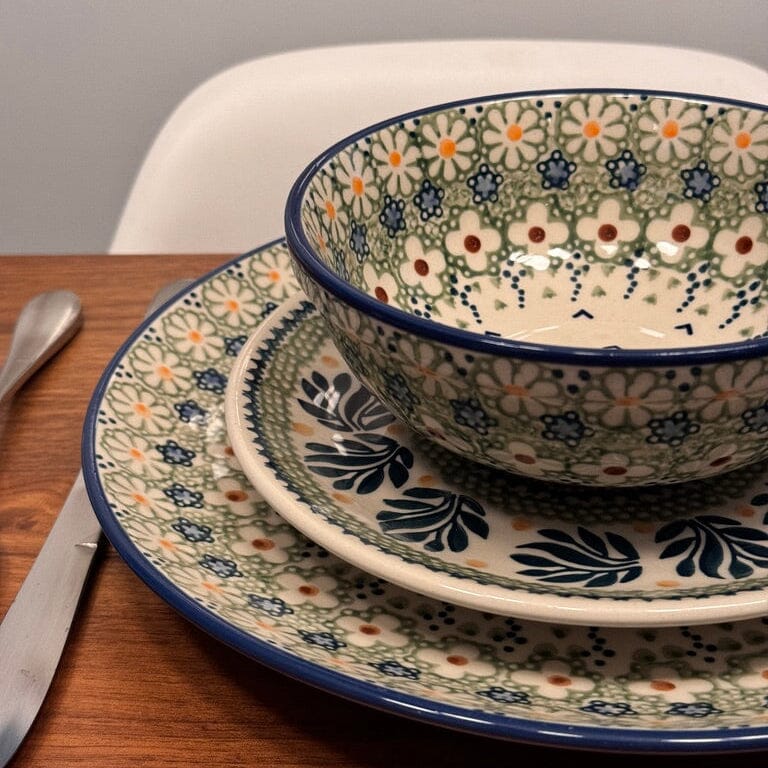 Plate, Round, Dinner, 10" in "Spring Morning" by Manufaktura | T132S-LZ by The Polish Pottery Outlet