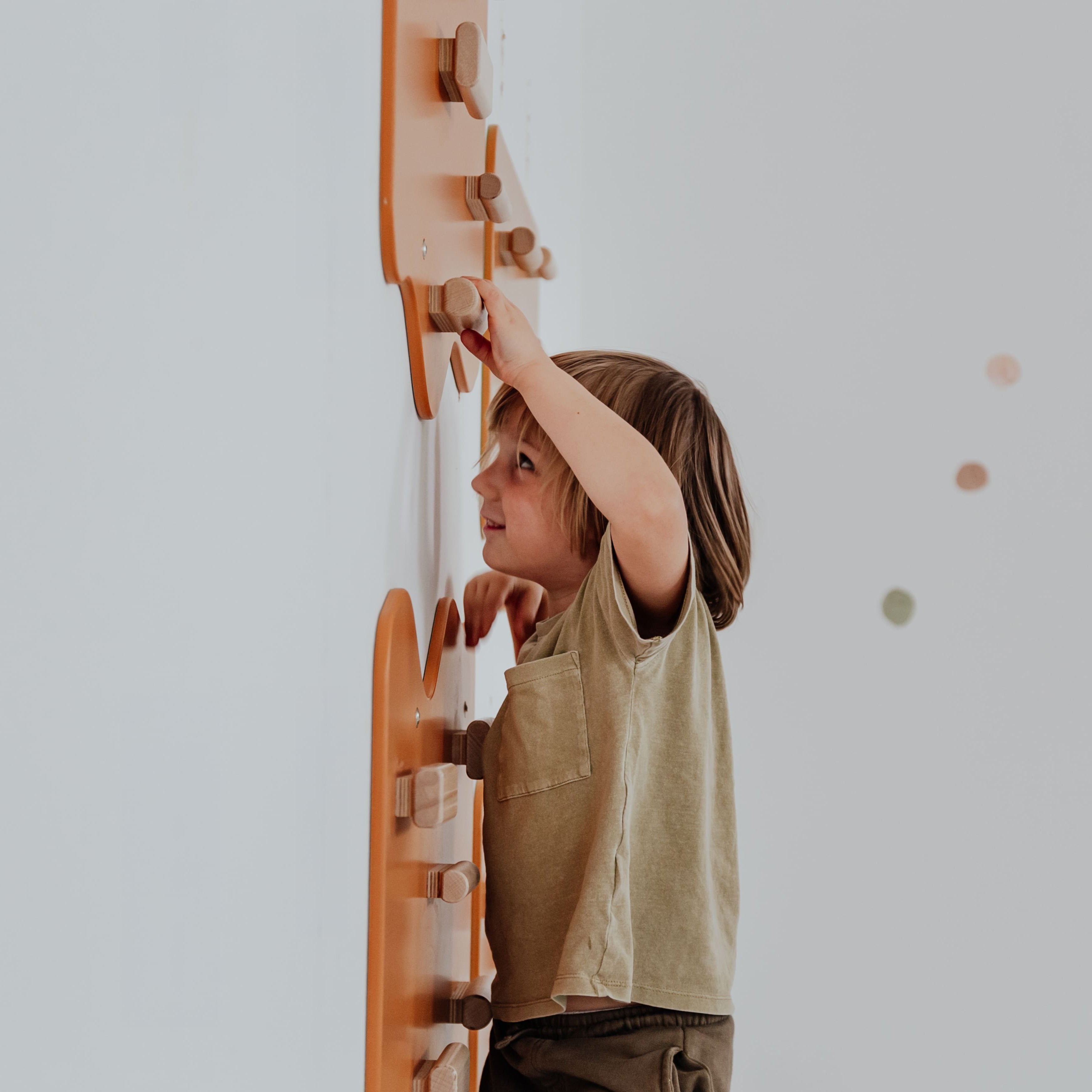 Indoor Rock Wall with Cloud-Shaped Panels for Kids 3-10