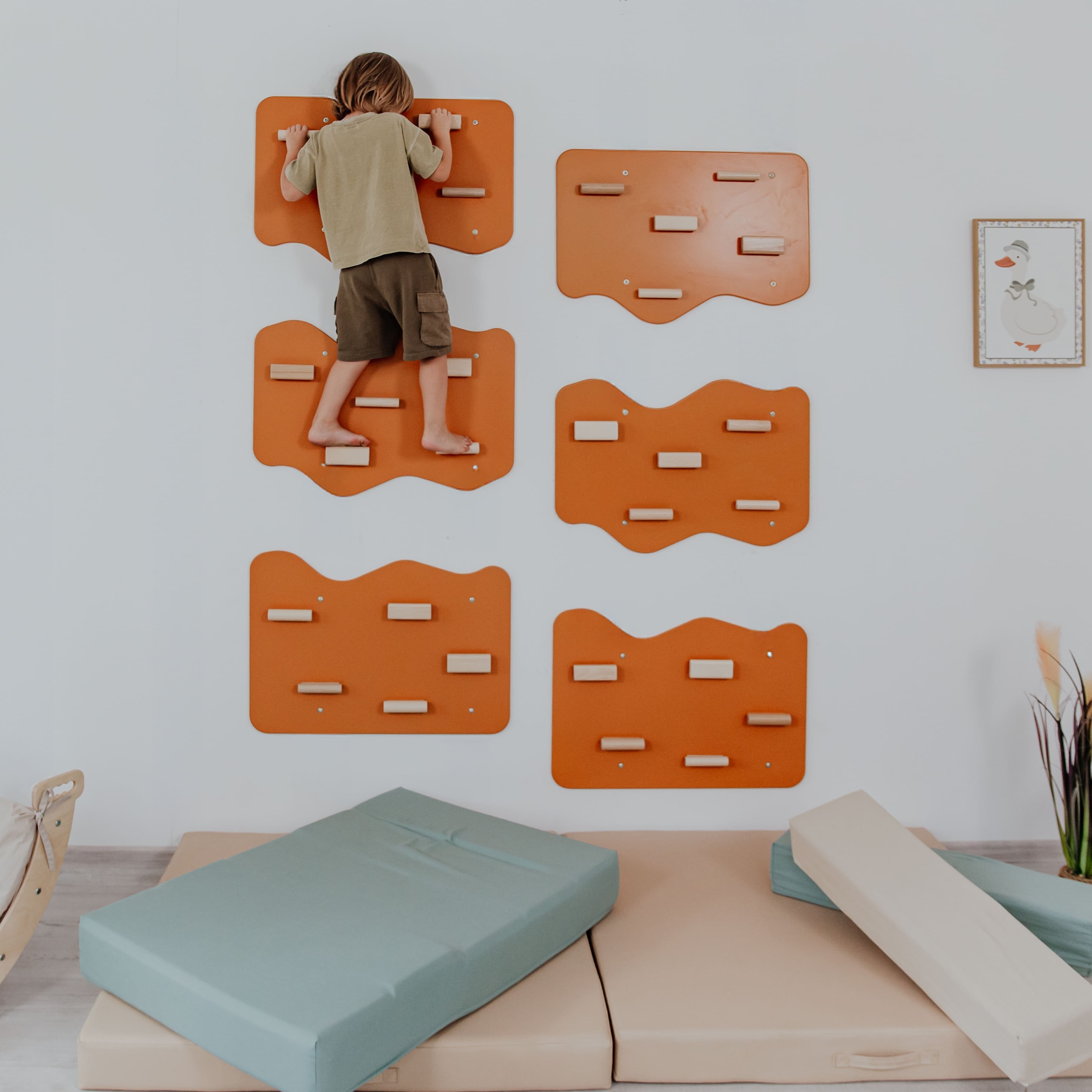 Indoor Rock Wall with Cloud-Shaped Panels for Kids 3-10