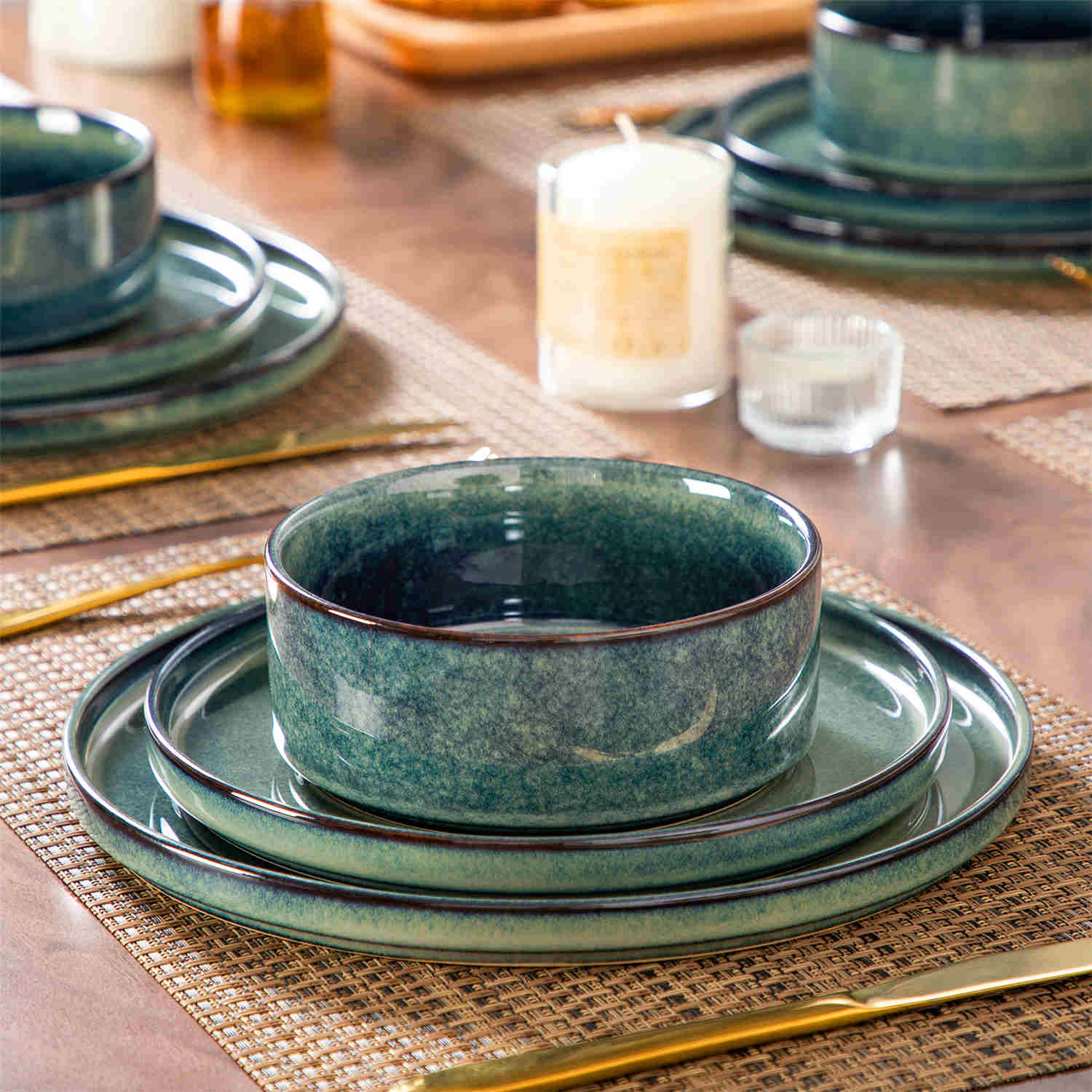 Starry Straight-Edge 12 Piece Dinnerware Set