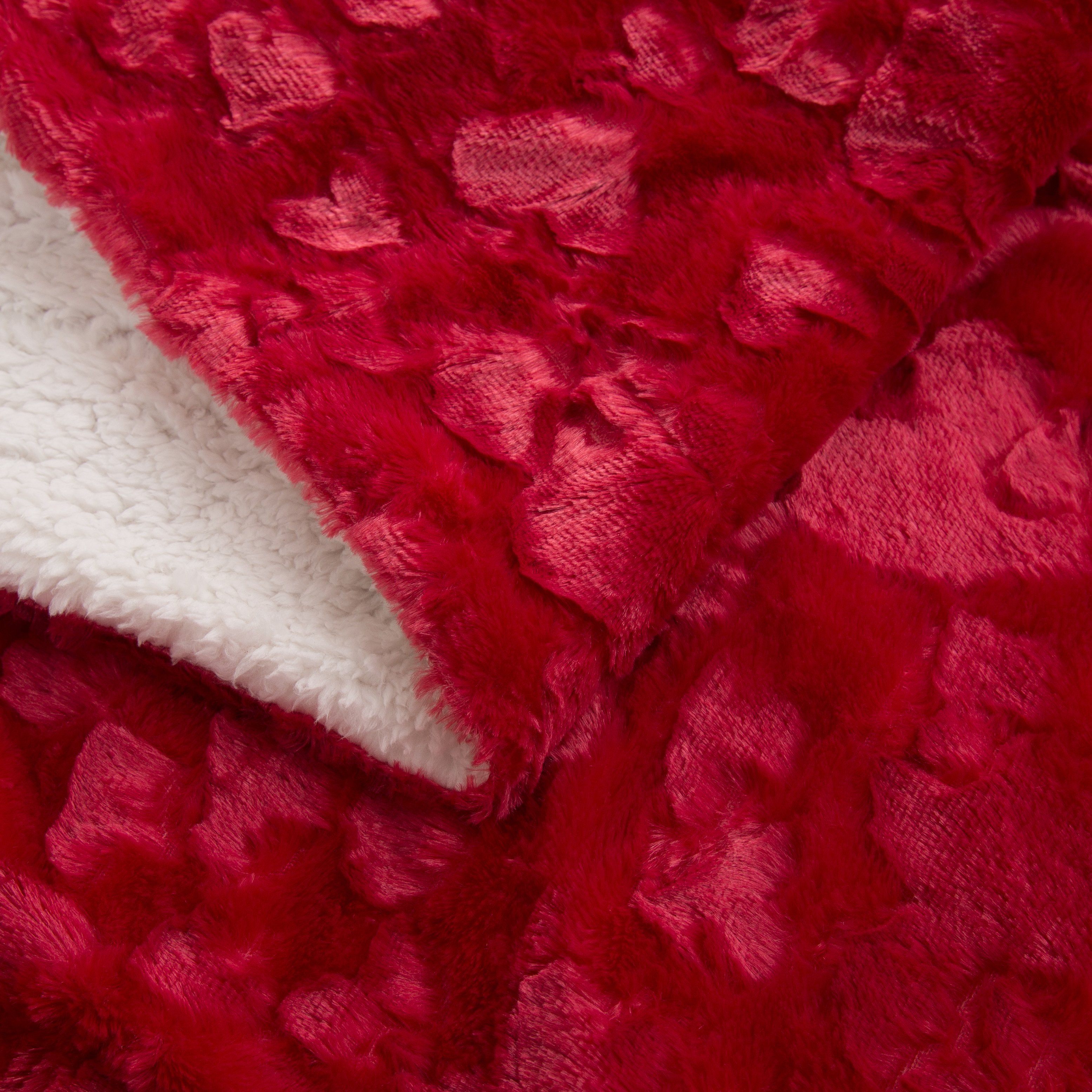 Romantic Red Lovely Hearts, Plush Faux Fur Throw Blanket