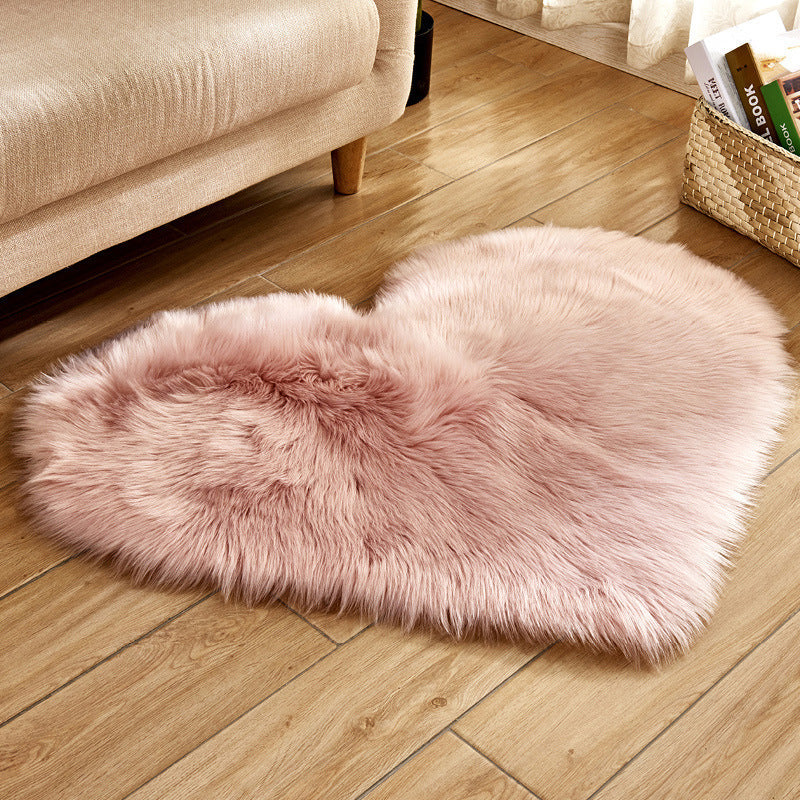 Faux Fur Room Rug, Heart Shaped Plush Rug