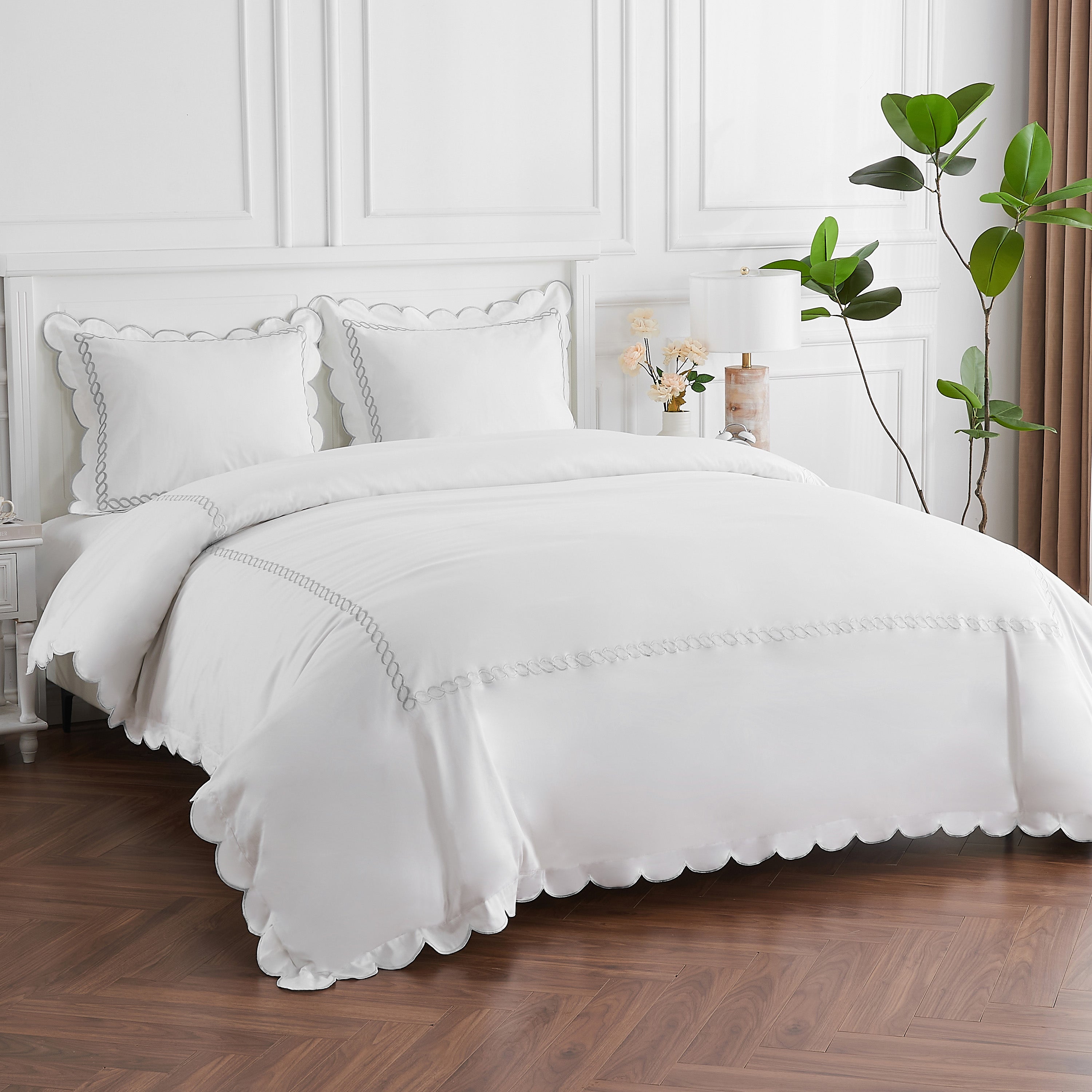 Scallop Rope Embroidered Cotton Duvet Set