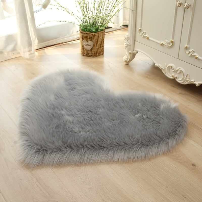 Faux Fur Room Rug, Heart Shaped Plush Rug