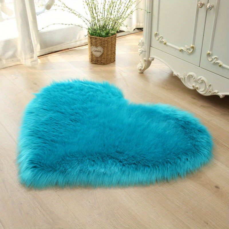 Faux Fur Room Rug, Heart Shaped Plush Rug