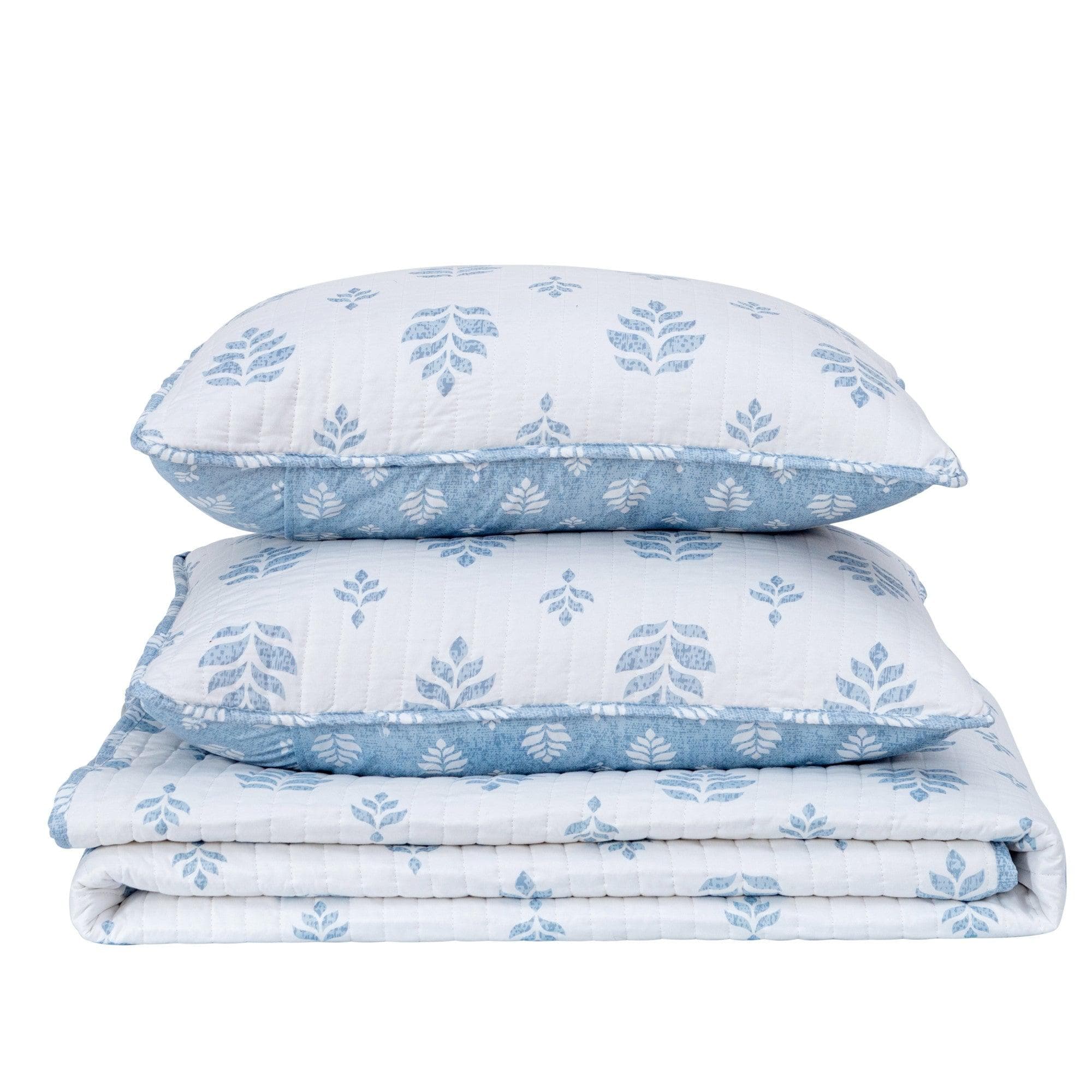 3-Piece French Floral Quilt - Colette Collection
