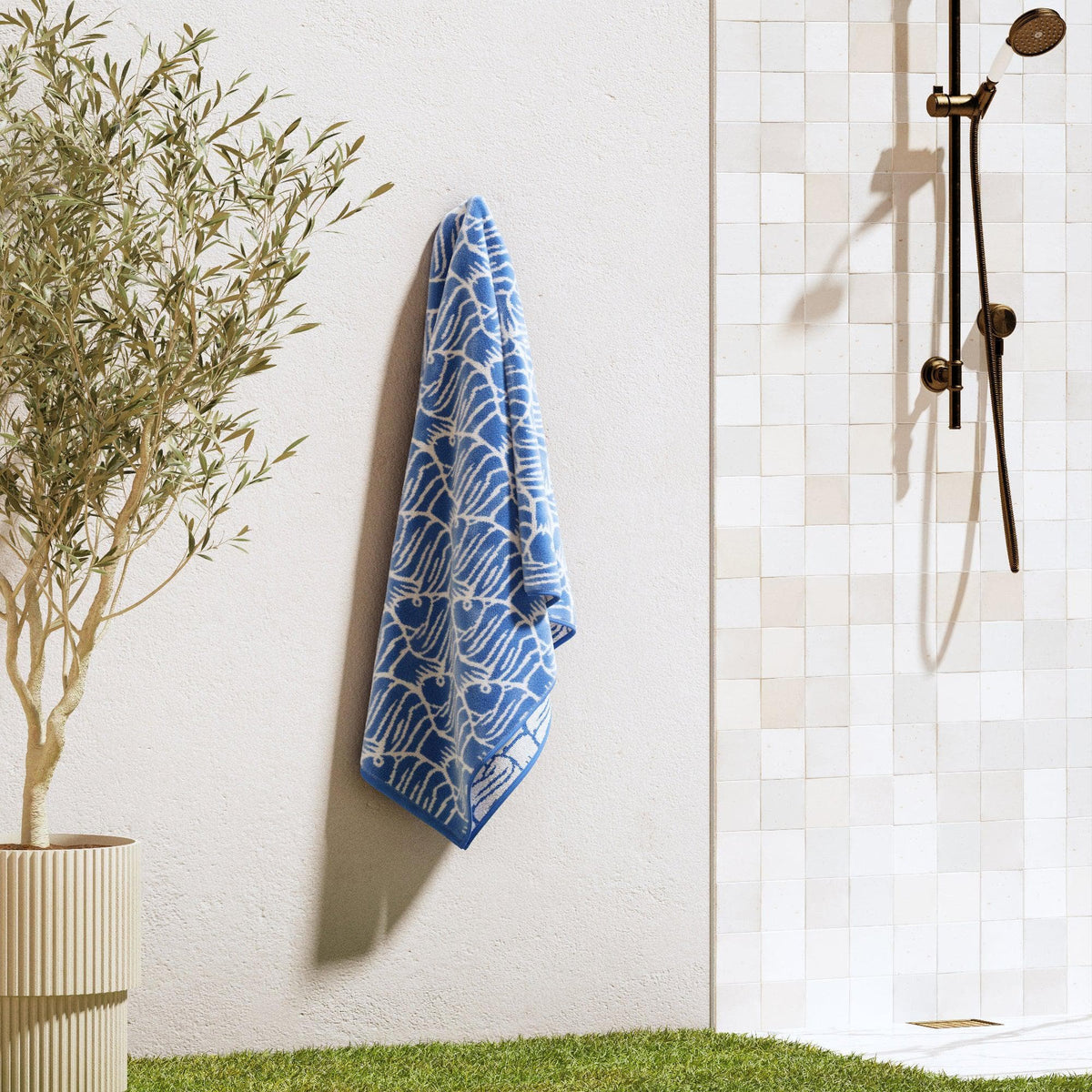 Oversized Retro Printed Beach Towel - St. Barts Collection